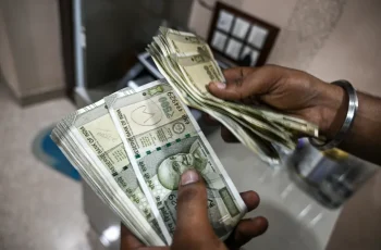 Indian Rupee Hits Record Low Amid US Visa Fee Hike and Tariff Concerns